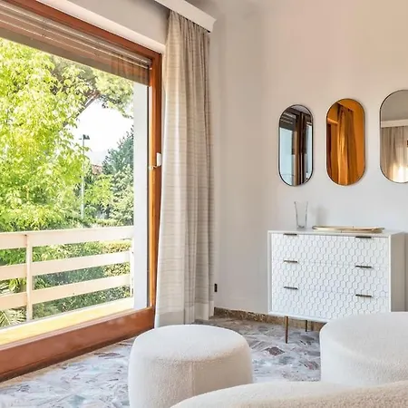 Tatil Evi Golden Luxe - Quiete Villa,exclusive Garden In Dei Marmi