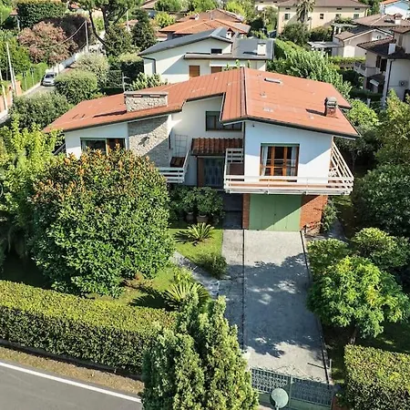 Tatil Evi Golden Luxe - Quiete Villa,exclusive Garden In Dei Marmi