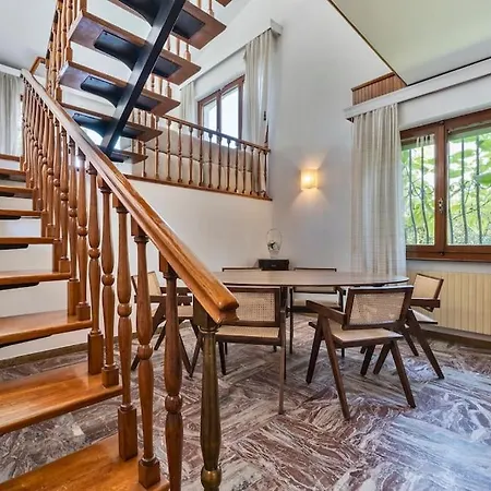 Golden Luxe - Quiete Villa,exclusive Garden In Dei Marmi