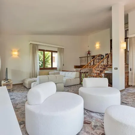 Holiday home Golden Luxe - Quiete Villa,exclusive Garden In Dei Marmi Forte dei Marmi