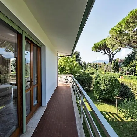 Holiday home Golden Luxe - Quiete Villa,exclusive Garden In Dei Marmi Forte dei Marmi