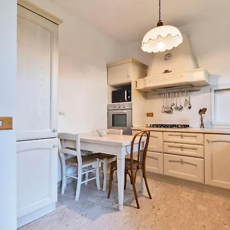 Holiday home Golden Luxe - Quiete Villa,exclusive Garden In Dei Marmi Forte dei Marmi